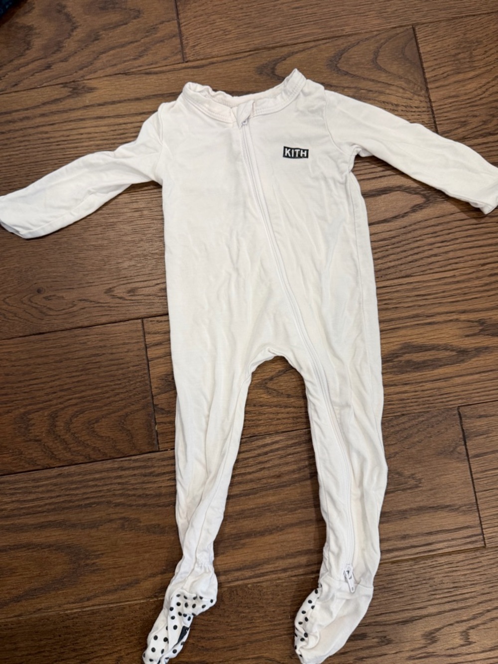 Kith White Long-Sleeve Footed Baby One-Piece with Zipper